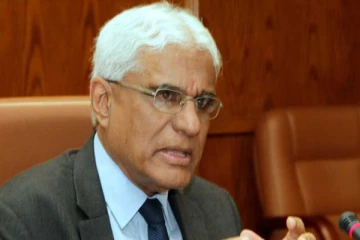 ණය ගැනීම දැන් නැවතිය යුතුයි - හිටපු මහ බැංකු අධිපති ආචාර්ය ඉන්ද්‍රජිත් කුමාරස්වාමි