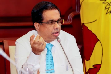 ஜனாதிபதியின் செயலாளர் பதவி விலக வேண்டுமென கோரிக்கை