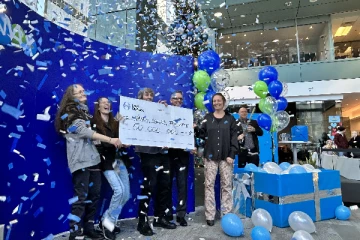 கிறிஸ்துமஸ் பண்டிகை நேரத்தில் அடித்த அதிர்ஷ்டம்: 50 மில்லியன் டொலர்களை வென்ற கனேடிய குடும்பம்