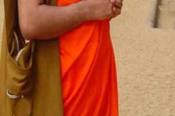 ஆடி அமாவாசை பித்ரு கடமைகளை நிறைவேற்ற சென்றவர்களிடம் பெளத்த பிக்கு அடாவடி