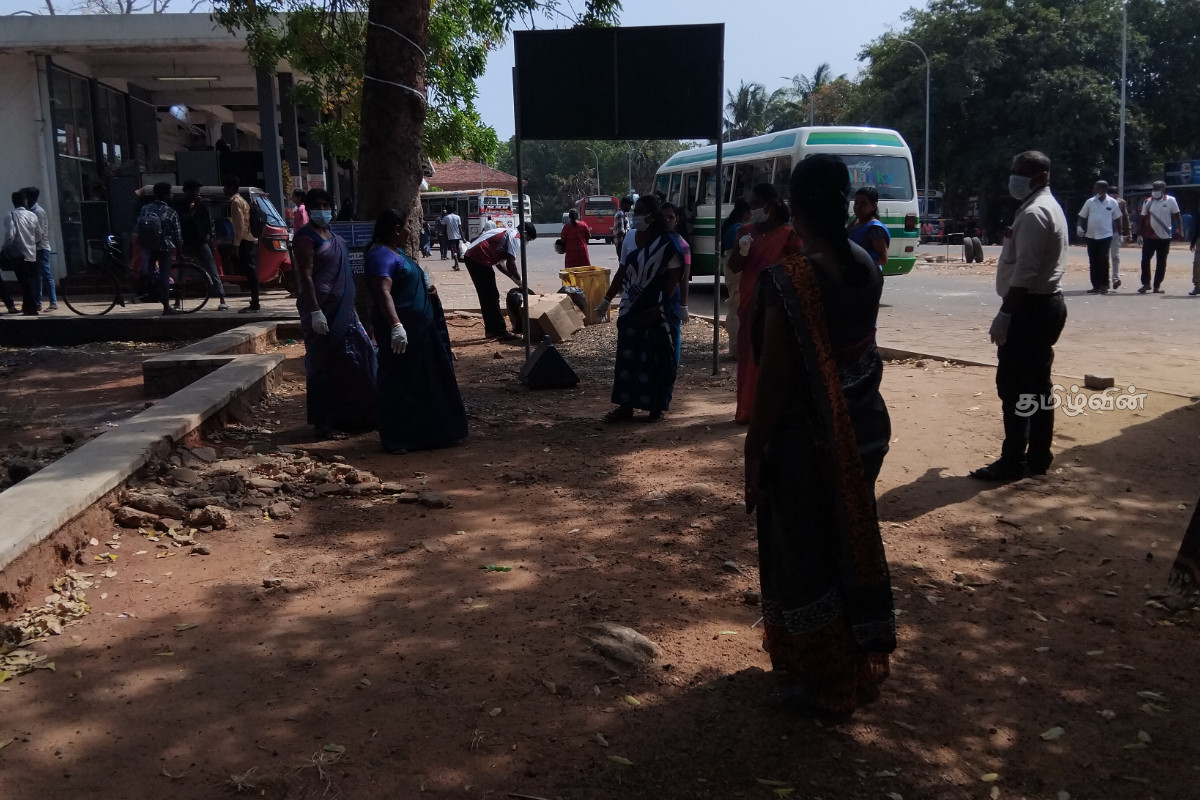 நாட்டின் பல பகுதிகளில் முன்னெடுக்கப்பட்ட விசேட டெங்கு ஒழிப்புச் சிரமதானம் | Special Dengue Eradication Shramadhana நாட்டின் பல பகுதிகளில் முன்னெடுக்கப்பட்ட விசேட டெங்கு ஒழிப்புச் சிரமதானம் | Special Dengue Eradication Shramadhana