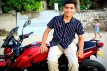 மின்சாரம் தாக்கி பரிதாபகரமாக உயிரிழந்த 17 வயதான இளைஞன்