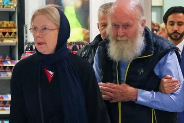 தலிபான்களால் சிறையில் அடைக்கப்பட்ட பிரித்தானிய தம்பதி: ஆப்கான் சிறையின் பயங்கர அனுபவங்கள்