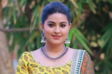 நான்காவது பெண்ணாக பிறந்ததால் சினேகா பட்ட கஷ்டம்! இப்படி எல்லாம் செய்தார்களா