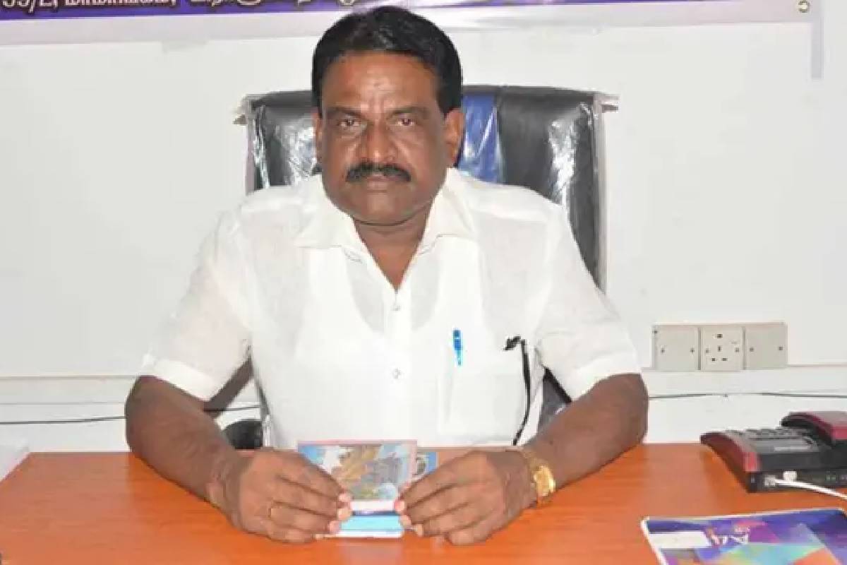 றீச்சா ஊடாக தாயகத்தில் முதலீடு..! பலருக்கு தொழில்வாய்ப்பு வழங்கிய கந்தையா பாஸ்கரன் | Economic Investment Tamil Diaspora Essential Home றீச்சா ஊடாக தாயகத்தில் முதலீடு..! பலருக்கு தொழில்வாய்ப்பு வழங்கிய கந்தையா பாஸ்கரன் | Economic Investment Tamil Diaspora Essential Home