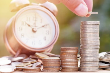 அரசாங்க ஓய்வூதியம் அதிகரிப்பு : பிரித்தானியாவில் அறிவிக்கப்பட்ட இலையுதிர்கால பாதீடு