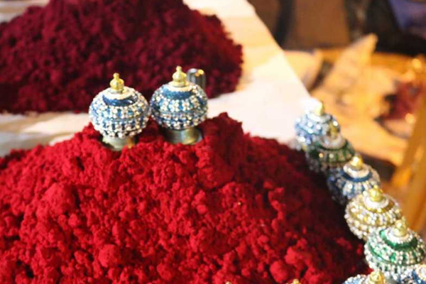 சந்தனம் குங்குமம் வைப்பதனால் இப்படி ஒரு அறிவியல் மாற்றம் உண்டா! | Scientific Change By Putting Sandalwood Kumkum