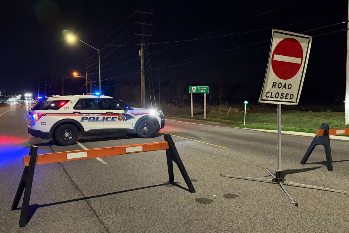 ஒன்டாரியோவில் கோர விபத்து ; ஒருவர் பலி, மூவர் கவலைக்கிடம் | 1 Dead 3 Critically Injured In Vehicle Crash