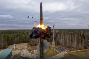 உக்ரைன் தலைநகரை குறிவைத்து 100 ஆளில்லா விமானத் தாக்குதல்கள்