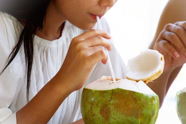 உடல் சூட்டை தணிக்க இந்த உணவுகளை எடுத்துக்கோங்க | Take These Foods To Reduce Body Heat