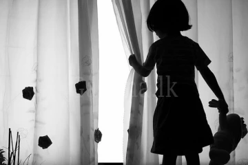 7හැවිරිදි දැරියක් අපයෝජනය දස හැවිරිදි පිරිමි දරුවා ගැන විමර්ශනයක්.