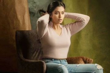 நம்ம கண்ணம்மாவா இது!! இதுவரை இல்லாத கிளாமர் லுக்கில் நடிகை ரோஷினி..