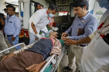 கலப்பட மது அருந்தியவர்களில் பலி எண்ணிக்கை 40 ஆக உயர்வு! இன்னும் அதிகரிக்கலாம் என அச்சம்