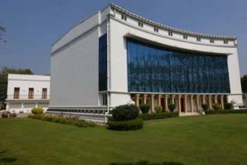 இலங்கை தூதுவராலயத்தின் ஊழியர்களுக்கு கோவிட் தொற்று