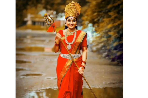 நயன்தாராவுக்கே டஃப் கொடுக்கும் ரோஜா நாயகி... மிரண்டு போன ரசிகர்கள்! | Roja Serial Priyanka Nalkari Turn To Nayanthara