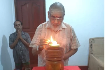 தென்னிலங்கையில் ஈகைச்சுடரேற்றி அஞ்சலி செலுத்திய விக்னேஸ்வரன்!