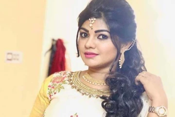 அழகான குழந்தையை பெற்றெடுத்த ரோஜா சீரியல் நடிகை: புகைப்படத்திற்கு குவியும் லைக்ஸ்