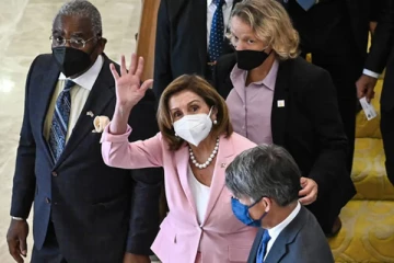 எச்சரிக்கையை மீறி தைவான் சென்ற அமெரிக்க சபாநாயகர்: 'பதிலடி கொடுப்போம்' சீனா உறுதி..