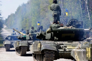 கிரிமினல் குழுக்களால் கள்ளச் சந்தைக்கு கடத்தப்படும் உக்ரைன் ஆயுதங்கள்!