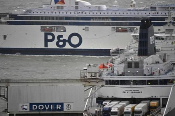 பிரித்தானிய நிறுவனம் ஒன்றின் அதிர்ச்சி முடிவு! சிக்கலில் 800 ஊழியர்களின் வாழ்வாதாரம் | Uk Boat Service Employees Ferries Cancels Stranded