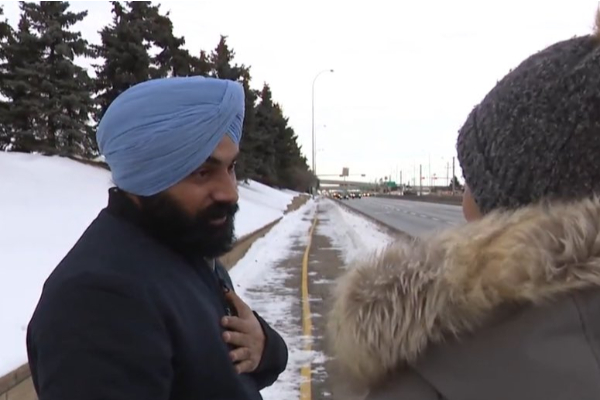 பிரசவ வலியால் துடித்த கனேடிய பெண்: பனிப்புயலை பொருட்படுத்தாமல் இந்திய சாரதி செய்த உதவி | Indian Cab Driver Help Pregnant Woman In Snowstorm பிரசவ வலியால் துடித்த கனேடிய பெண்: பனிப்புயலை பொருட்படுத்தாமல் இந்திய சாரதி செய்த உதவி | Indian Cab Driver Help Pregnant Woman In Snowstorm