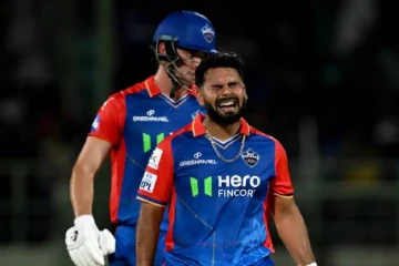 மீண்டும் மீண்டும்..விதிமீறல் ; கடுப்பான BCCI - டெல்லி அணியில் ரிஷப் பண்ட் விளையாட தடை !