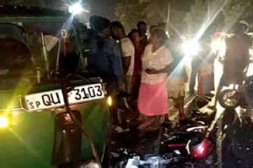 பண்டாரகம பகுதியில் கோர விபத்து - ஐவர் வைத்தியசாலையில் அனுமதி