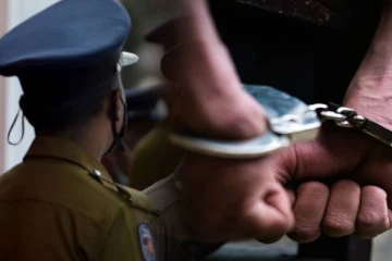 ஆள்மாறாட்டம் செய்து பண மோசடியில் ஈடுபட்ட நபர் கைது