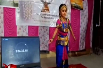 79 நிமிடம் இடைவிடாமல் எடுத்த முயற்சி.. உலக சாதனை படைத்த சிறுமி