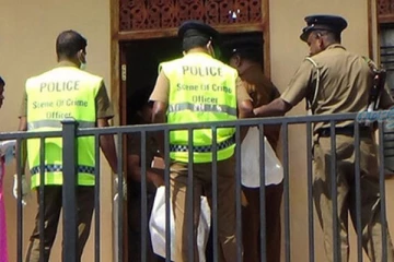 வாய்க்காலிலிருந்து மீட்கப்பட்ட ஆணின் சடலம்