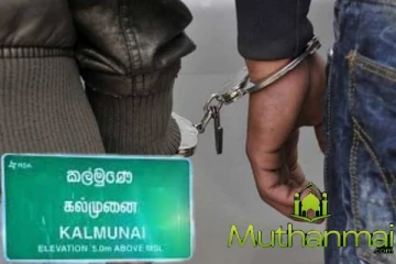 கல்முனை வைத்தியசாலைக்குள் சுத்தியலுடன் நுழைந்த இருவர் கைது