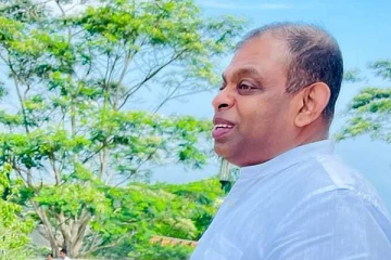 சிறையில் நிர்வாணமாக்கப்பட்ட தேஷபந்து?