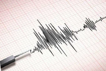 கிரீஸ் நாட்டில் 5.4 ரிக்டர் அளவில் நில நடுக்கம் பதிவாதியுள்ளது