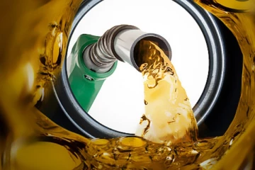 විශේෂ පිරිසකට ඉන්ධන නොමිලේ - අද සිට ක්‍රියාත්මකයි.