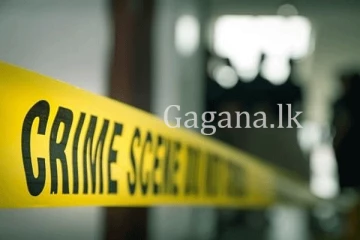 කිරුළපනේ නිවසක් තුළ කාන්තාවක් අභිරහස් ලෙස ඝාතනය කරයි.