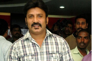 இரிடியம் மோசடியில் கோடிக்கணக்கில் ஏமாந்த நடிகர் விக்னேஷ்! போலிஸில் அதிர்ச்சி புகார்