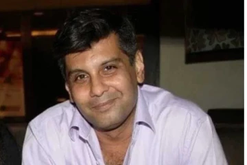 මාධ්‍යවේදියෙකු වෙඩි තබා ඝාතනය කෙරේ..