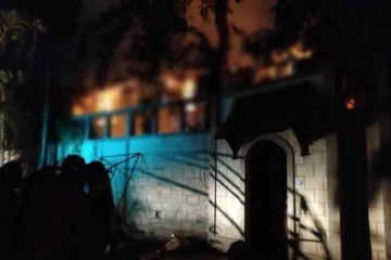 ரணில் விக்ரமசிங்கவின் வீட்டிற்கு தீ வைத்த குற்றச்சாட்டில் ஒருவர் கைது