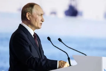 ஜெலென்ஸ்கியுடன் அமைதி ஒப்பந்தம் சாத்தியமல்ல... பிரித்தானியாவிற்கும் புடின் மிரட்டல்