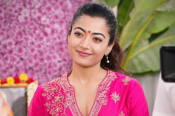 தேர்தலில் யாருக்கு ஆதரவு.. மறைமுகமாக ராஷ்மிகா பதில்! எந்த கட்சி பாருங்க | Rashmika Mandanna Praises Pm Modi