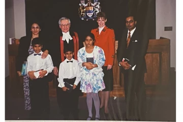 பிரித்தானியர்கள் தன் தாத்தாவை அடிமையாக வைத்திருந்ததை அறிந்த இந்திய வம்சாவளி கனேடியர் எடுத்த அதிரடி முடிவு