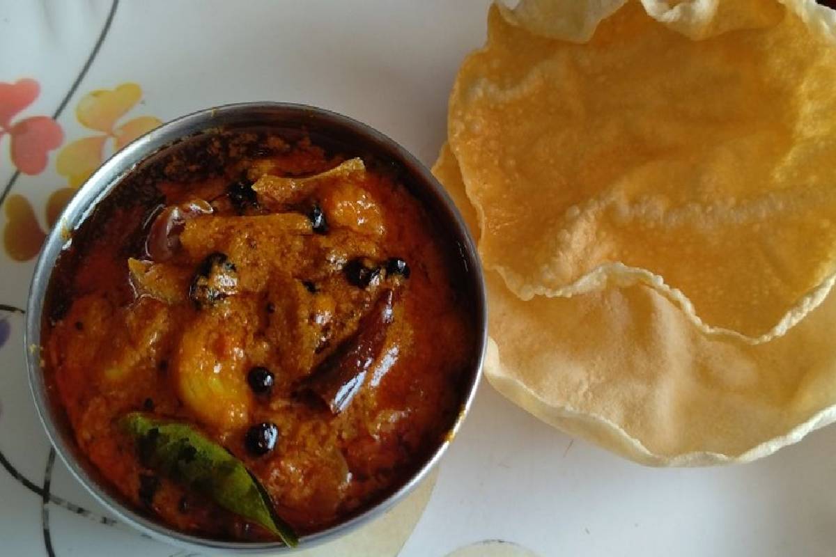 வயிற்றுப்புண்ணுக்கு உடனடி நிவாரணம் தரும் மணத்தக்காளி வத்தல் குழம்பு... இப்படி செய்து பாருங்க | Manathakkali Kuzhambu Health Benefits With Recipe