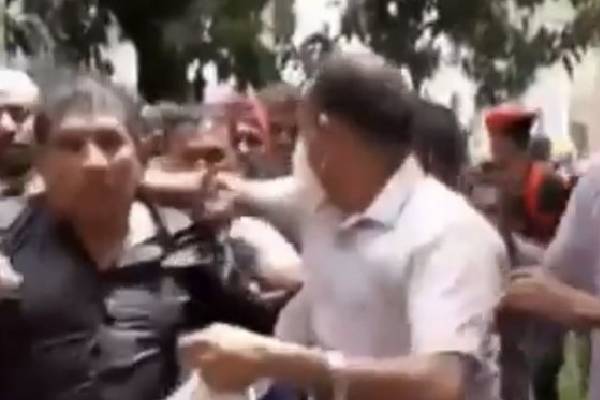 நாடாளுமன்ற உறுப்பினர் ராஜித சேனாரத்ன மீதும்  தாக்குதல்! | Attack On Rajitha Senaratne
