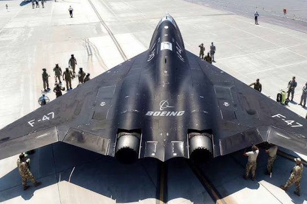 அமெரிக்க இராணுவத்தில் இணையவுள்ள அபாயகரமான F-47 போர் விமானம்! ட்ரம்பின் அடுத்த இலக்கு | America S F 47 Trump Most Devastating Plane Ever