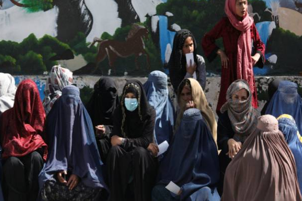 ஆப்கானிஸ்தானில் பெண்களுக்கு மேலும் தடையை விதித்த தாலிபான்கள்! | Taliban Imposed More Restrictions On Women Park