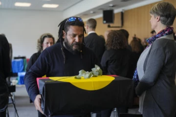 100 ஆண்டுகளுக்குப் பிறகு அவுஸ்திரேலிய பழங்குடியின எச்சங்களை ஒப்படைக்கும் ஜேர்மனி