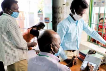 ரேஷன் ஊழியர்களுக்கு ஊதிய உயர்வு: தமிழக அரசு அரசாணை வெளியீடு