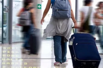 2 லட்சத்துக்கும் மேற்பட்ட இந்தியர்கள் ரூ.3300 கோடிக்கு மேல் செலவிட்ட நாடு எது தெரியுமா?