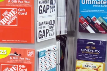 கனடாவில் பரிசு அட்டை வைத்திருந்த பெண்ணுக்கு காத்திருந்த அதிர்ச்சி