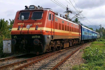 சபரிமலை, கிறிஸ்துமஸ் நெரிசலை தவிர்க்க சிறப்பு ரெயில்கள் - தெற்கு ரயில்வே அறிவிப்பு